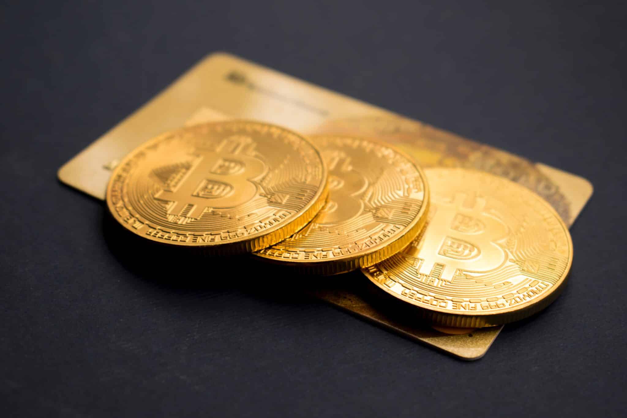 מזומן, אשראי או העברה בנקאית? הדרך המהירה והבטוחה לרכוש ביטקוין ומטבעות דיגיטליים - Bits of Gold - Blog